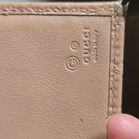 Gucci Wallet Bi-fold mini GG's EUC - Picture 10 of 11